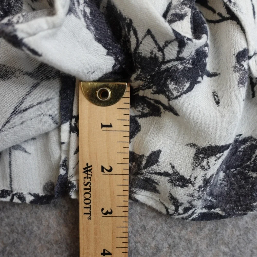 Free People Floral Tie Front Shorts Womens XS Black White Gauzy Beach Boho Skort